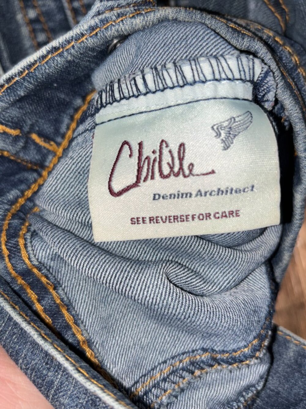 Chiqle Cropped Denim Jacket Blue Size M Soft Stretch Cotton Blend EUC - Picture 8 of 9